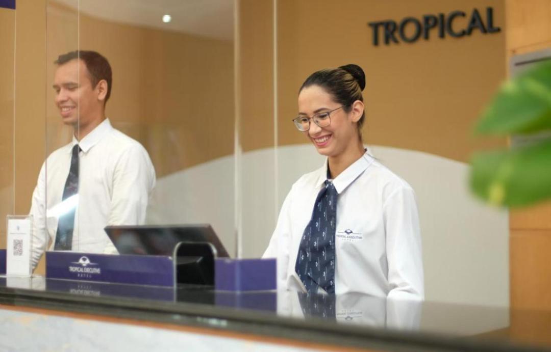 Hotel Tropical Executive Flat 918 ماناوس المظهر الخارجي الصورة